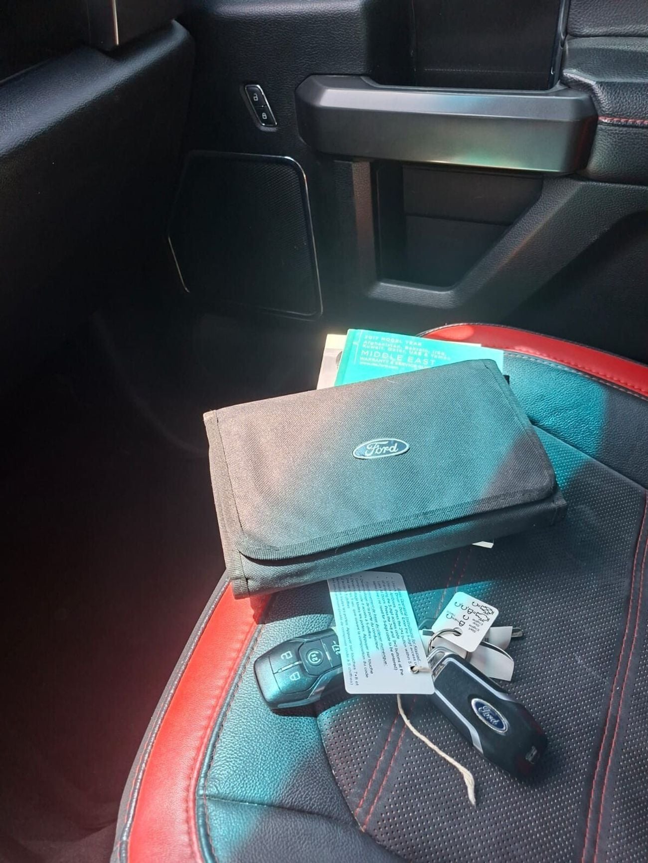 Ford F-150 LARIAT CREW LUX+SPORTS PK