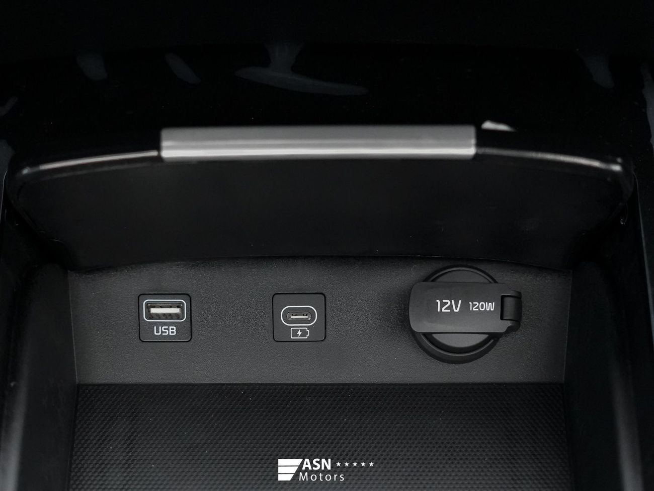 Kia K3 1.5L CVT Comfort Premium Edition 2025 (Export Price)