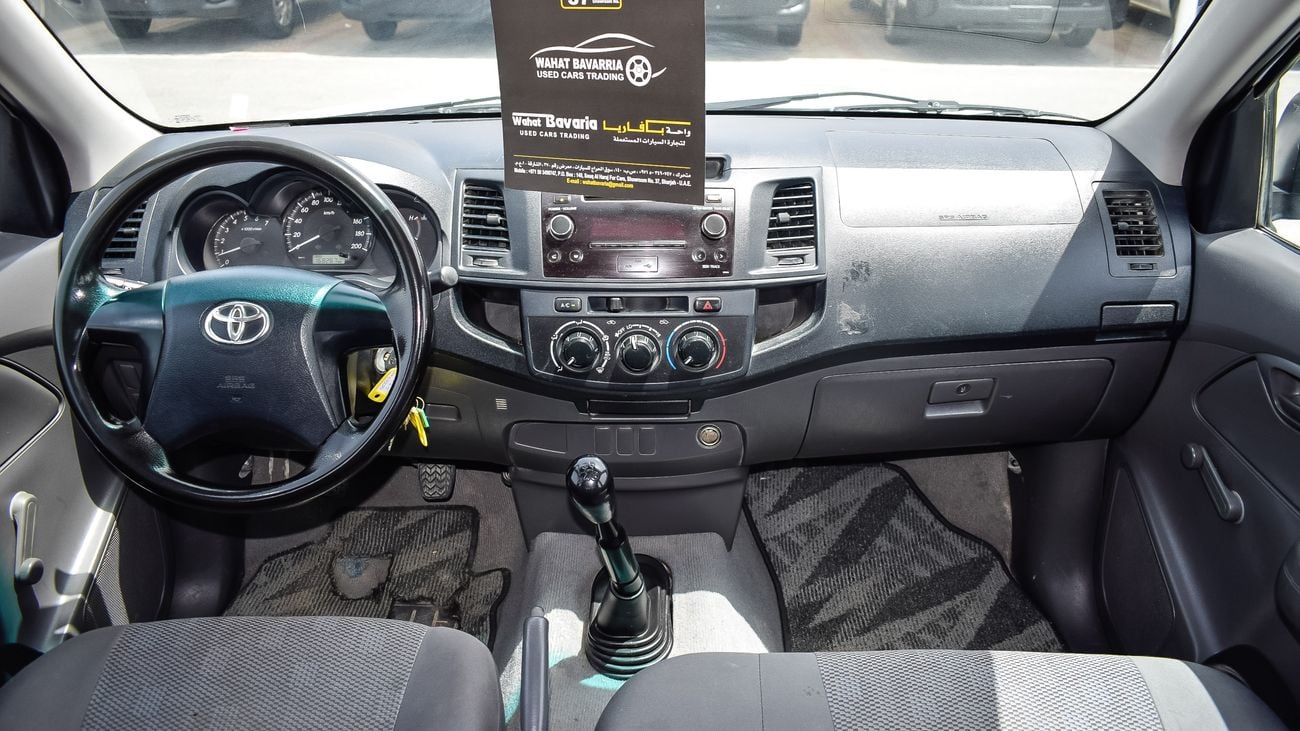 تويوتا هيلوكس TOYOTA HILUX 4X2 PICKUP GL PATROL