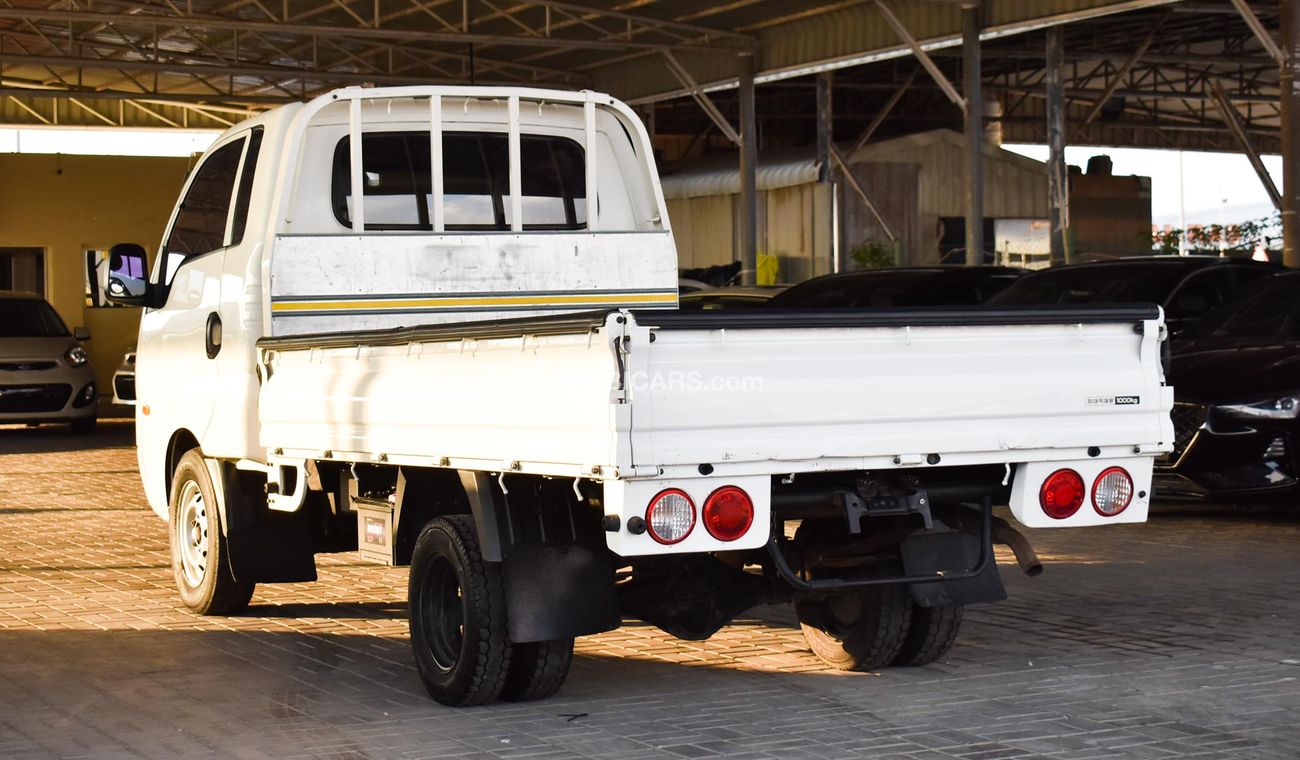 Used Kia Bongo III 1Ton 2011 for sale in Dubai 568595