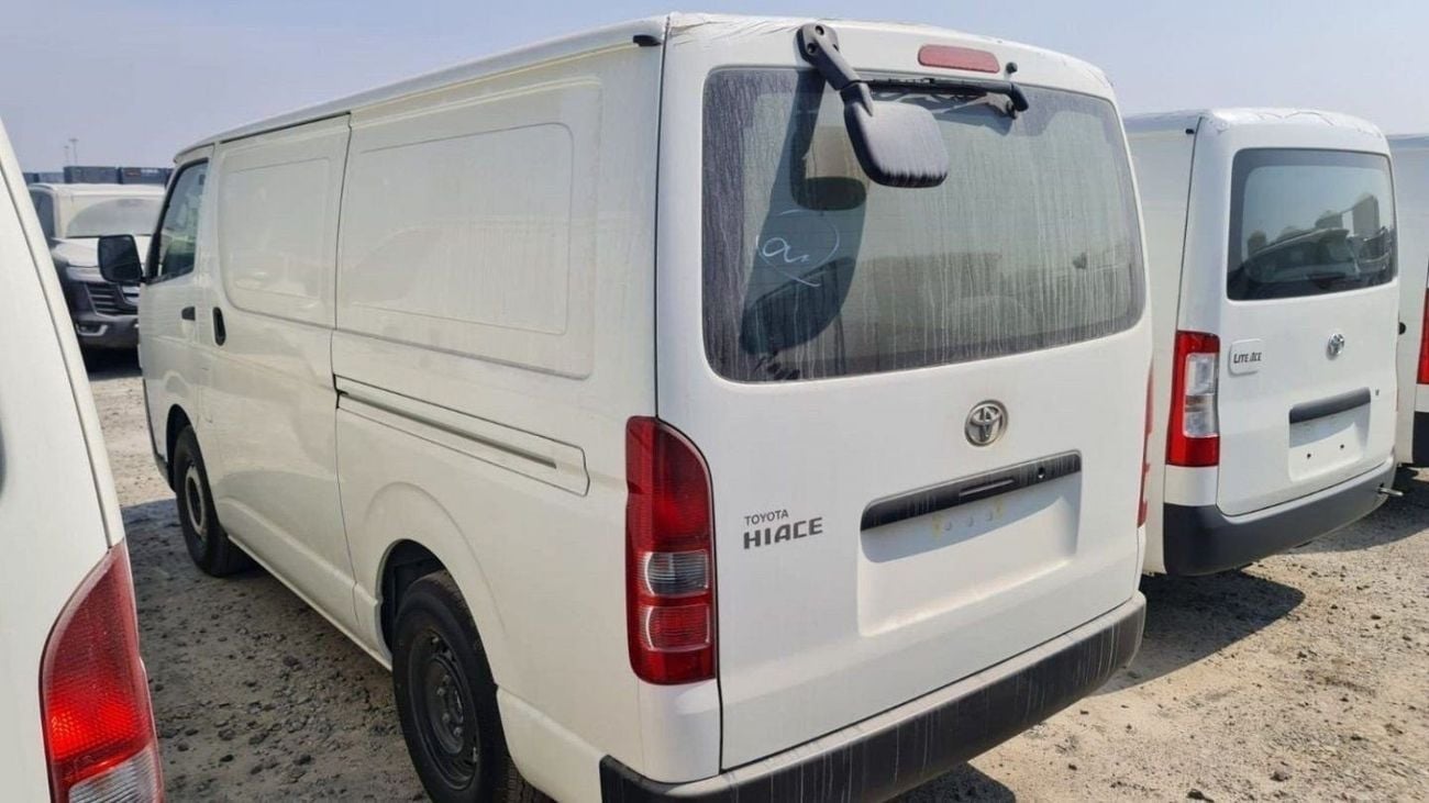 تويوتا هاياس Van 2.8L (174 HP) M/T