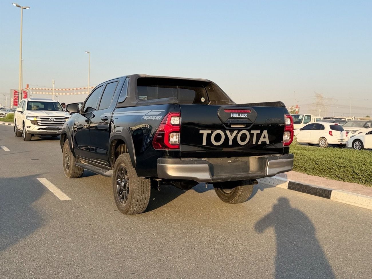 Toyota Hilux Toyota Hilux pickup Years 2022 Adventure V4 Fuel Petrol 2.7 Automatic