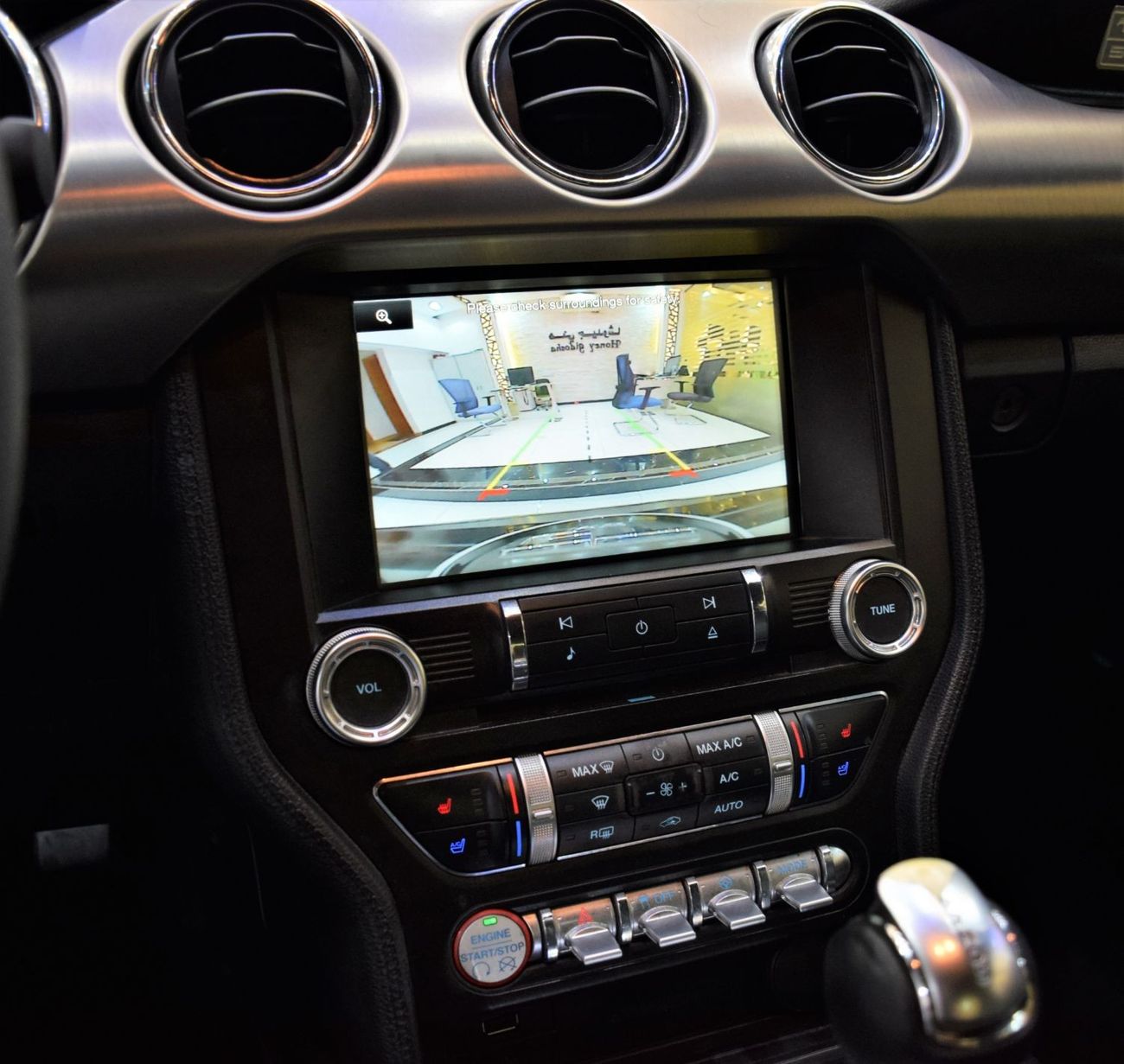 Ford Mustang GT EXCELLENT DEAL for our Ford Mustang GT ( 2015 Model! ) in Grey Color! Canadian Specs