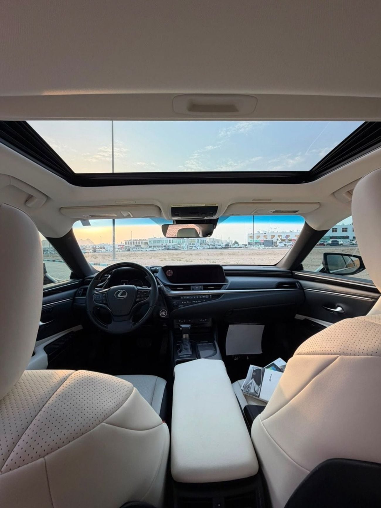 لكزس ES 350 PLATINUM