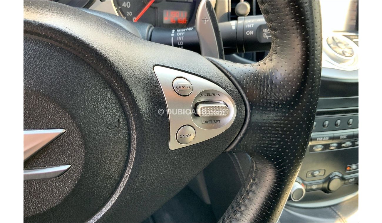 نيسان 370Z Standard