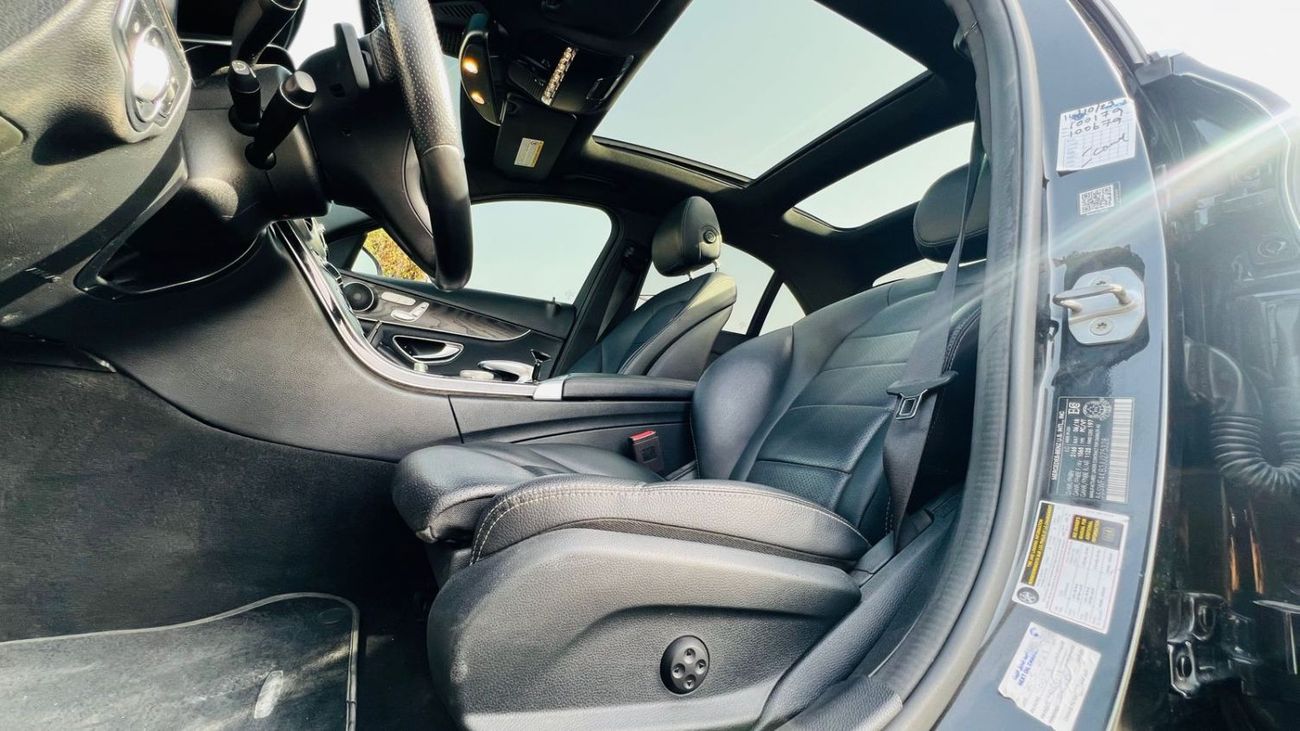 Mercedes-Benz C 300 Luxury AED 1040 PM | Mercedes C300 AMG 2018 | No Accident History | Well Maintained