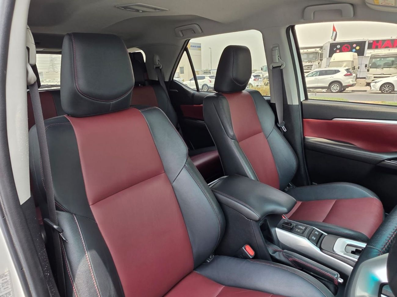 Toyota Fortuner diesel 2,8 liter right hand drive leather power seats with back camera