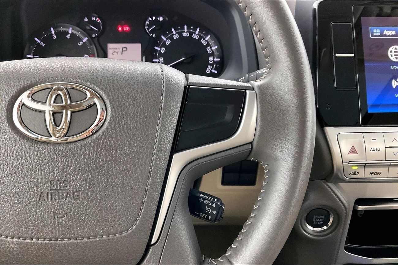 تويوتا برادو GXR | سنة ضمان مجانية | 0 دفعة أولى | سياسة الإعادة بعد 7 أيام