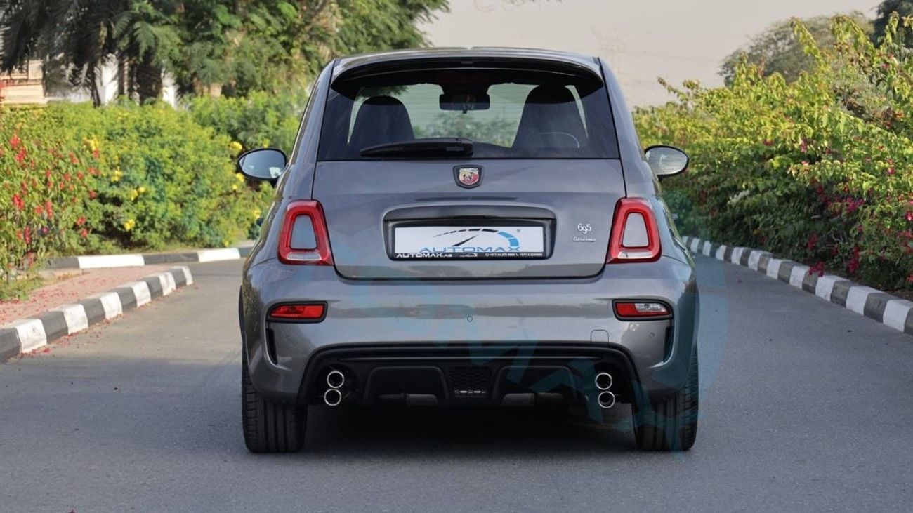 أبارث 695 Abarth 695 Turismo 1.4T 2024 GCC 19000Km With 3 Years Or 120,000 Km Warranty @Official Dealer