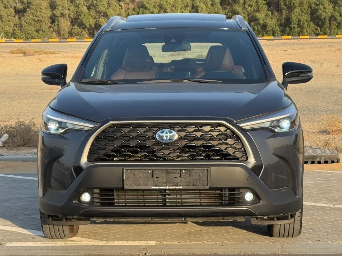 تويوتا كورولا كروس Top OF Range Corolla Cross 1.8L 2023 GCC (Hybrid) FULL OPTION
