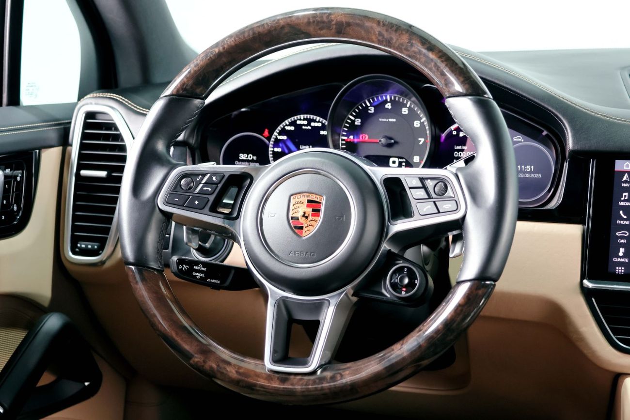 Porsche Cayenne S 2.9L (440 HP) -GCC-Al Nabooda Full Service History-Special Order-Exclusive Colour-Low Mileage