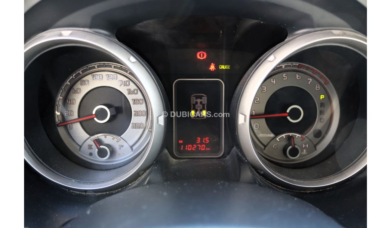 Mitsubishi Pajero GLS Mid ACCIDENTS FREE - ORIGINAL PAINT - GCC - MID OPTION - PERFECT CONDITION INSIDE OUT