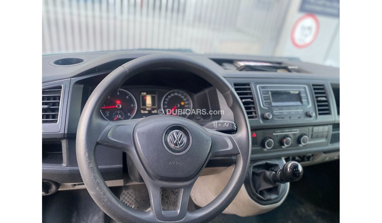 فولكس واجن T6 ترانسبورتر GCC VAN DIESEL