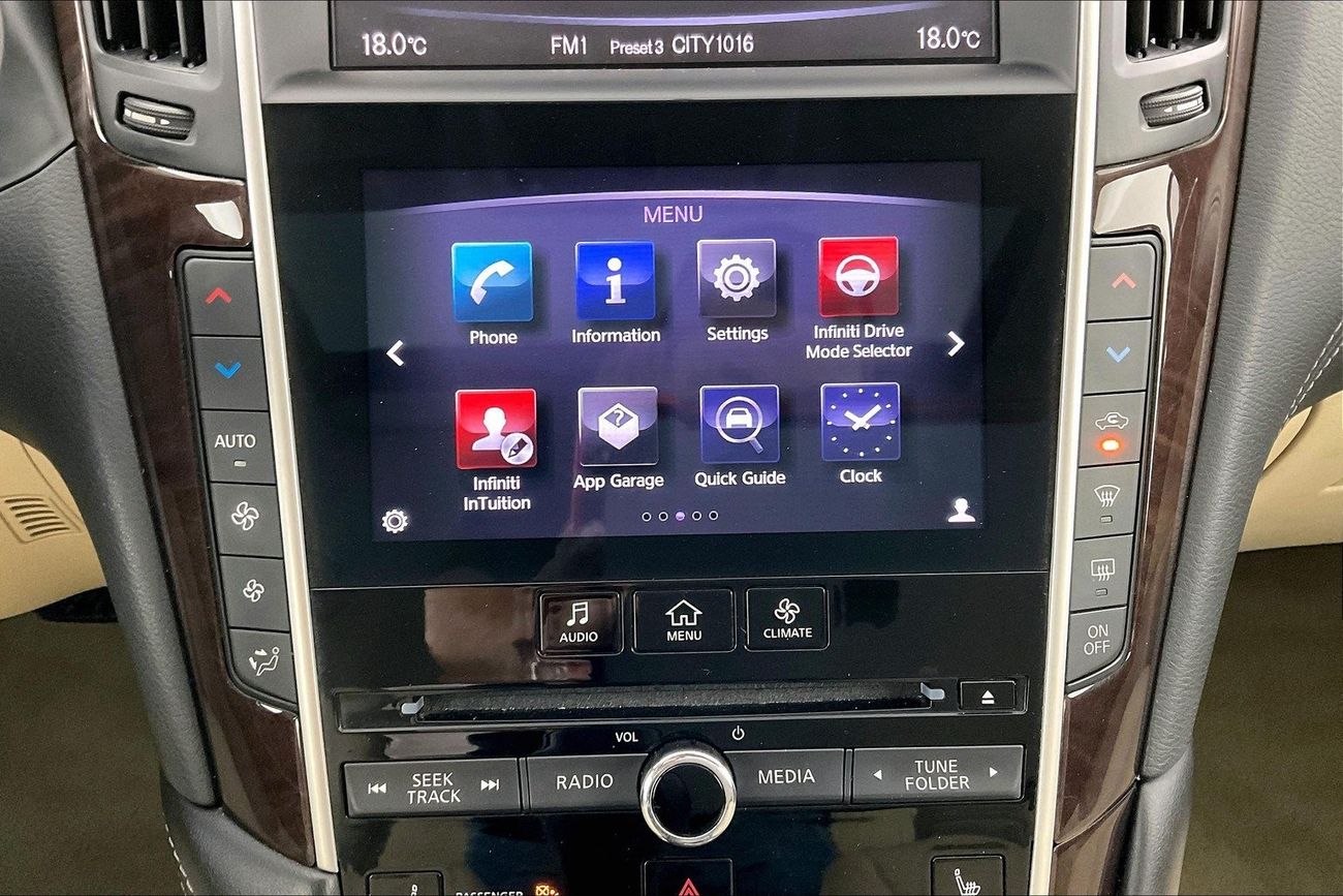 Infiniti Q50 Premium / Luxe