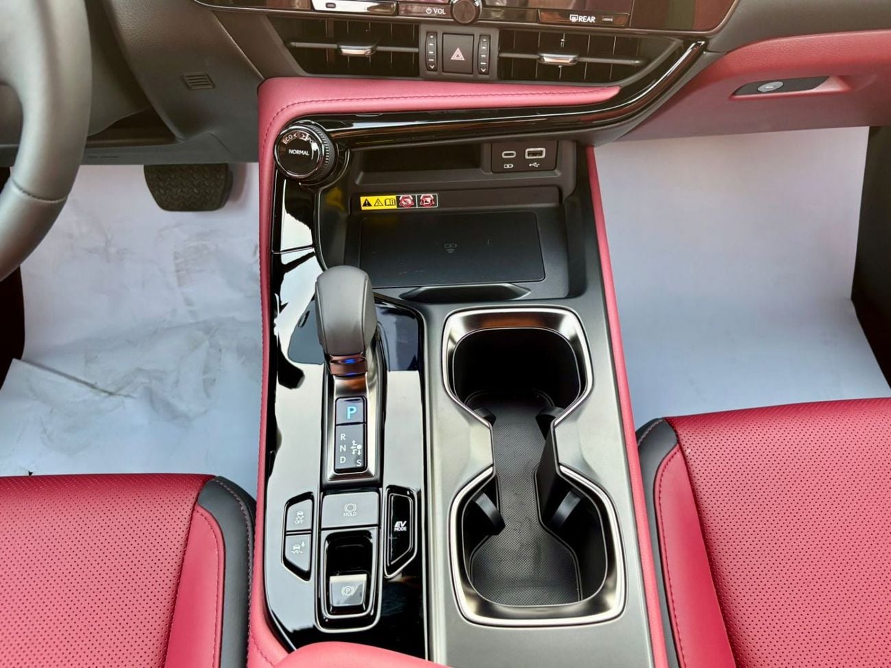 Lexus NX 350h HYBRID