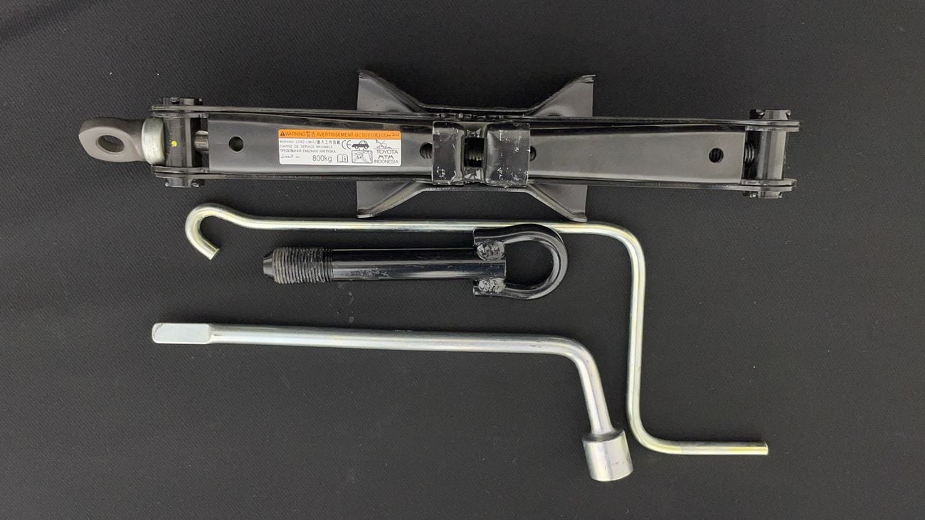 تويوتا يارس SE 1.5 | بدون دفعة مقدمة | اختبار القيادة في المنزل