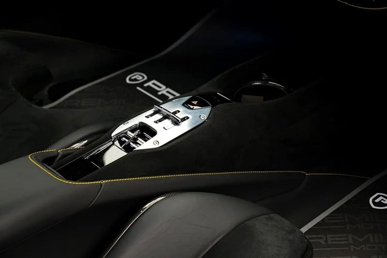 فيراري SF90 ستراديل STRADALE