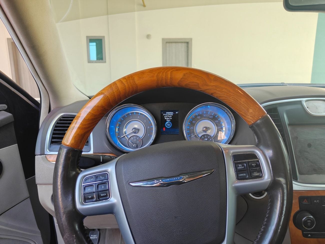 كرايسلر 300C EXECUTIVE