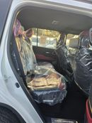 تويوتا لاند كروزر GR SPORT Toyota Land Cruiser LC300 GR Hybrid 2026 – فل أوبشن | أبيض خارجي | داخلية أحمر وأسود