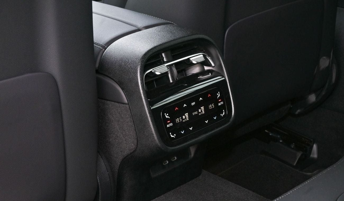 Mercedes-Benz E200 Mercedes Benz E200 AMG 2.0L | Night Package | HUD | 2024 | 3 Years Gargash Auto Warranty