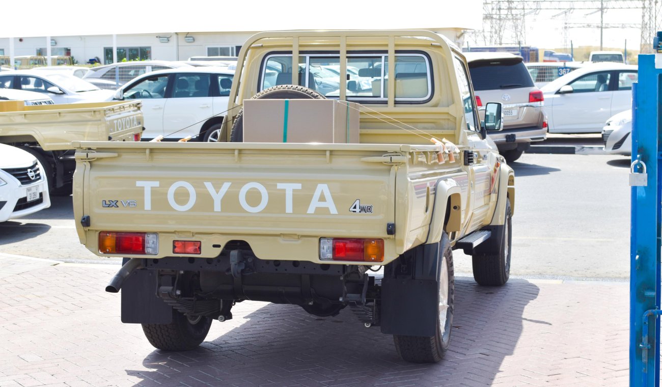 Toyota Land Cruiser Pick Up LX V6