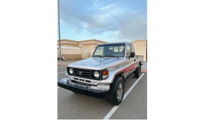 Toyota Land Cruiser Pick Up efi