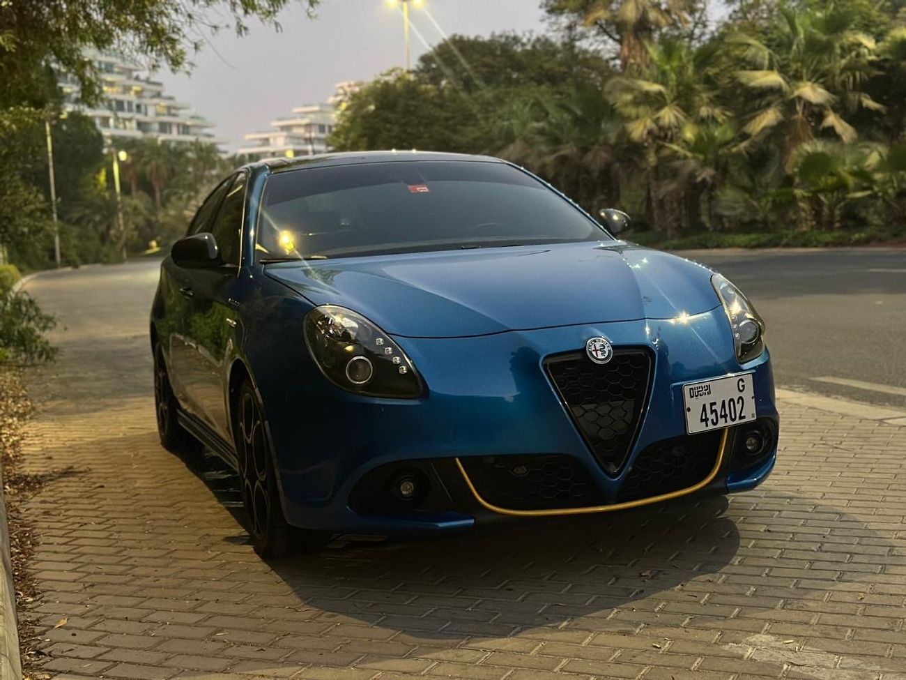 ألفا روميو جوليتا Veloce 2021 – GCC Specs – 1.75L 4-Cylinder 241 HP – Perfect Condition