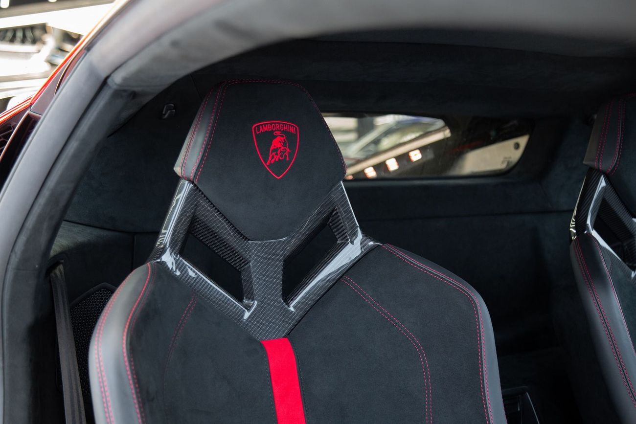 لامبورغيني هوراكان PERFORMANTE