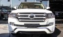 Toyota Land Cruiser VXS White Edition