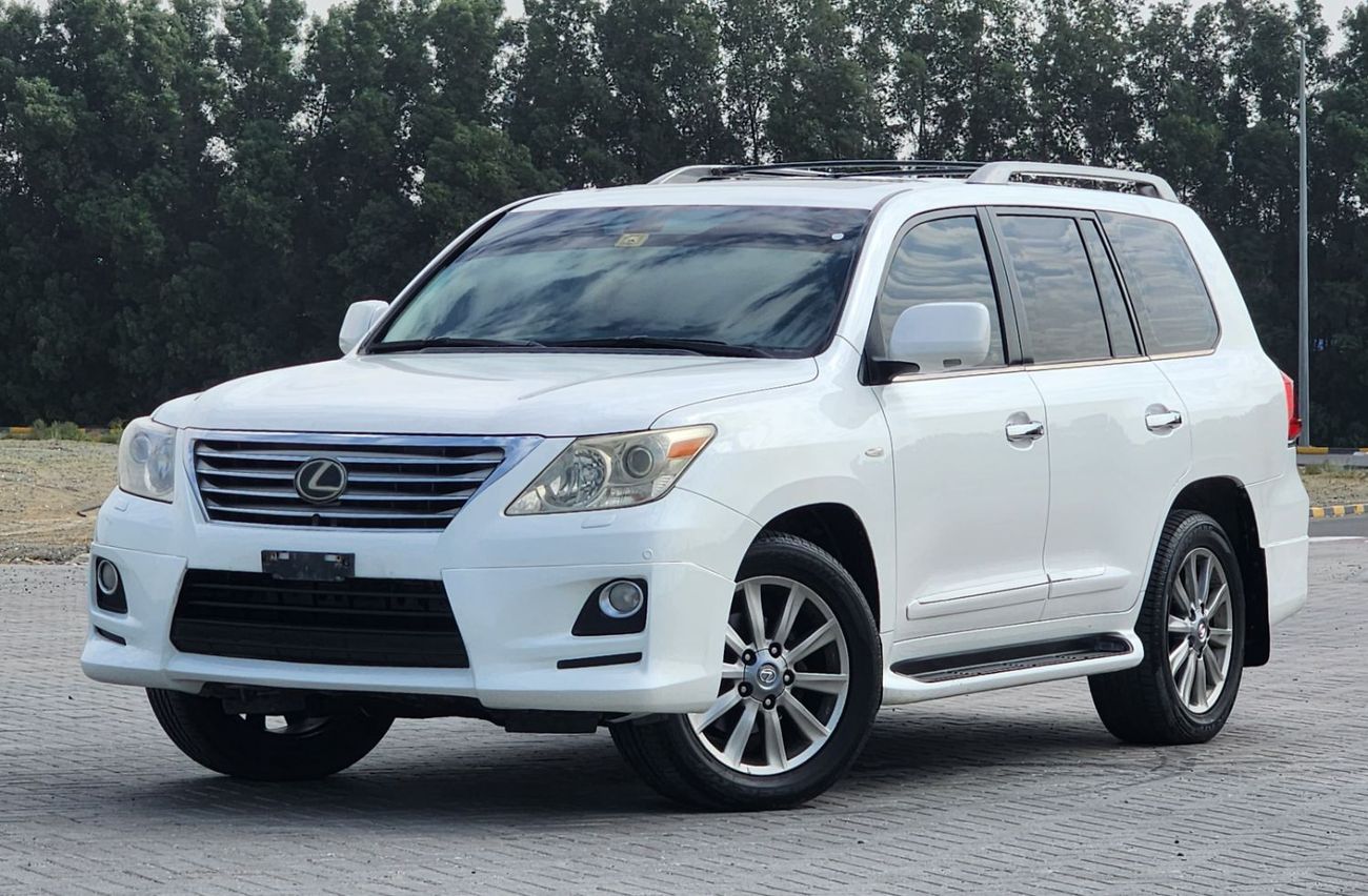 لكزس LX 570 GCC