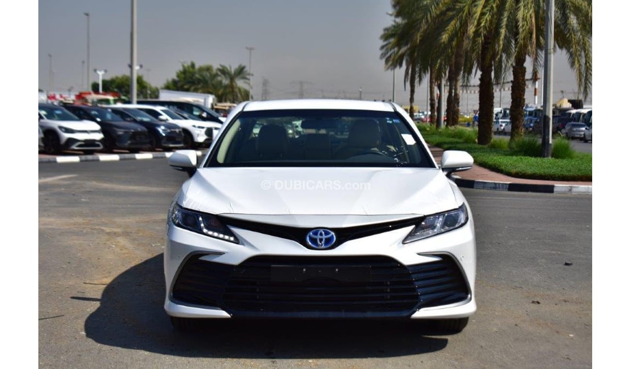 Toyota Camry LE Hybrid 2.5L E-CVT