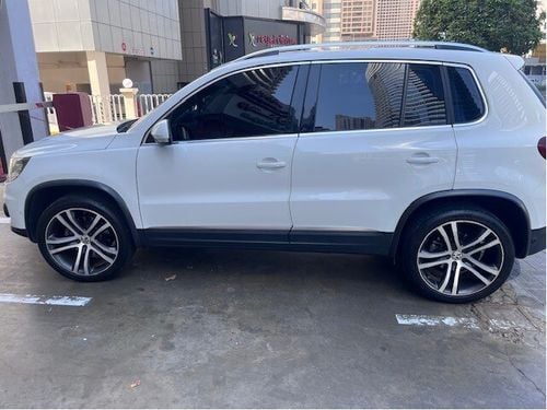 Volkswagen Tiguan 2.0 TSI E Motion
