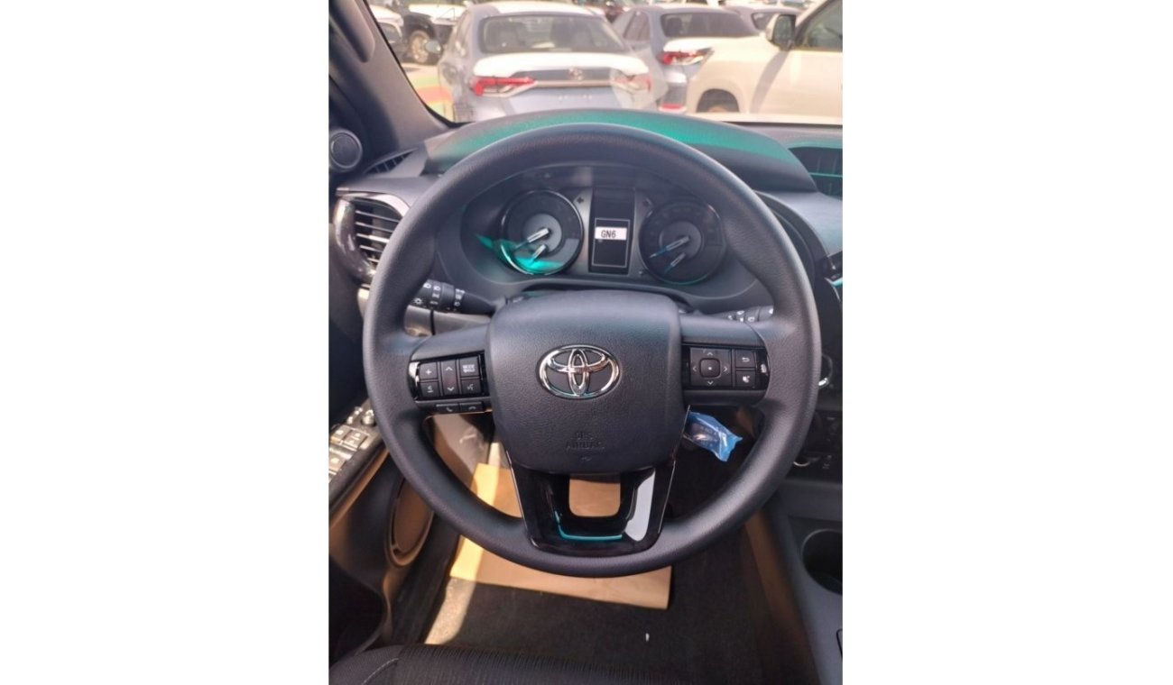 Toyota Hilux TOYOTA HILUX ADVENTURE 4.0 GCC 2022