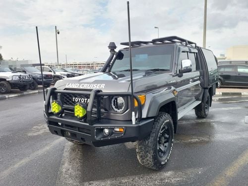 Toyota Land Cruiser Pick Up TOYOTA LAND CRUISER PICKUP RHD 2016 MODEL 4.5 L DIESEL MANUAL(PM10973)