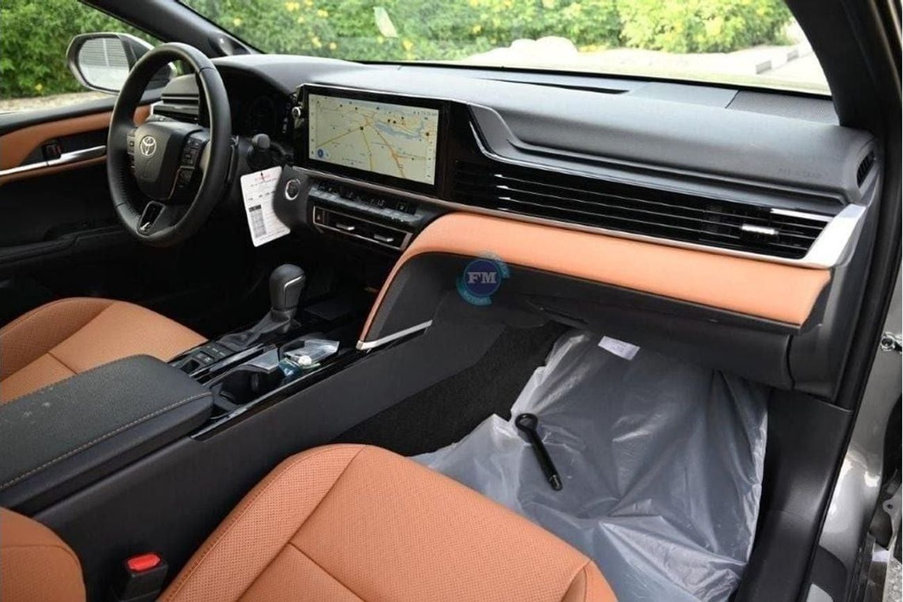 Toyota Camry Hybrid Lumiere 2.5L Petrol 5 Seater Automatic