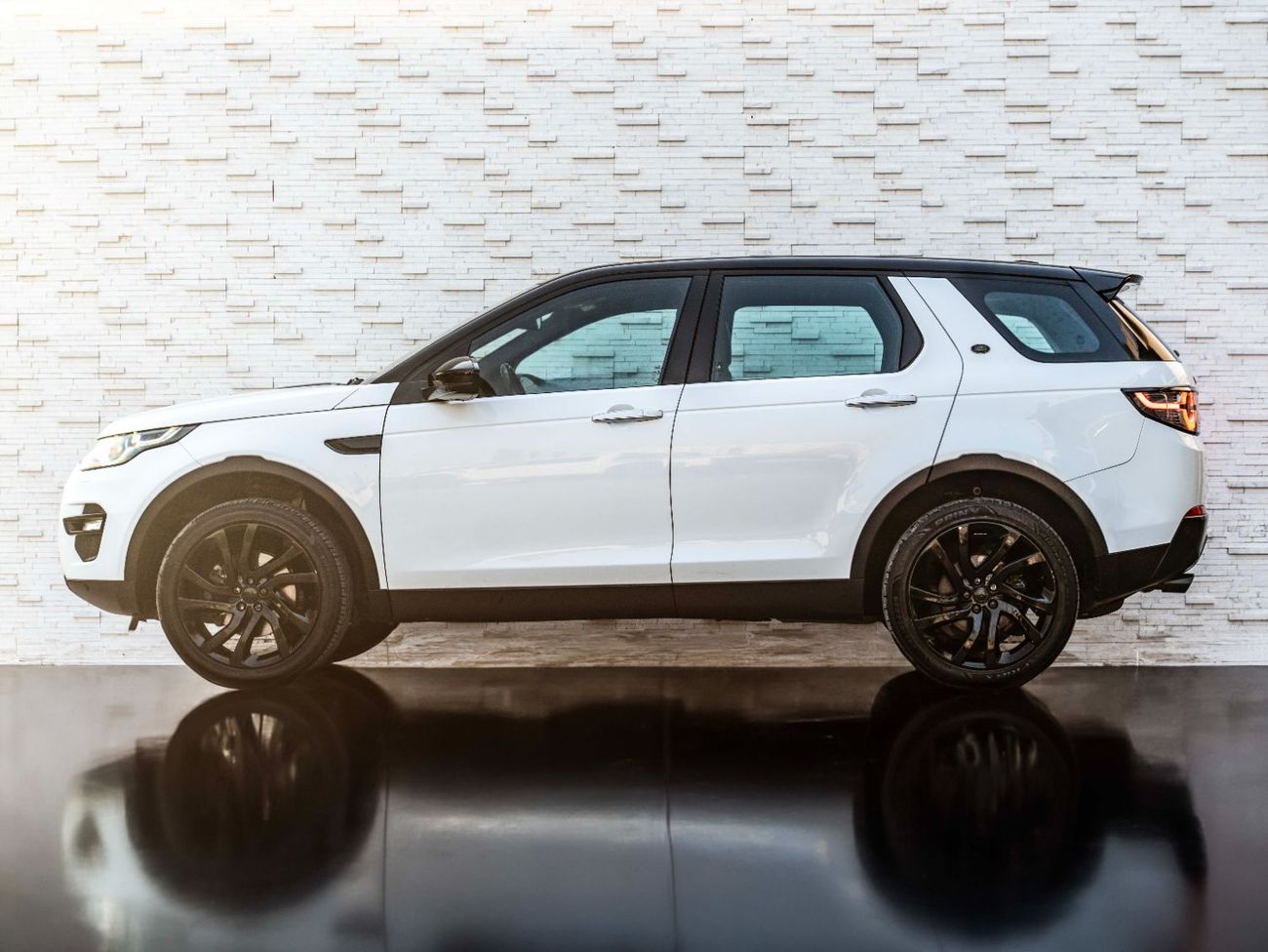 Land Rover Discovery Sport HSE Luxury 2.0L