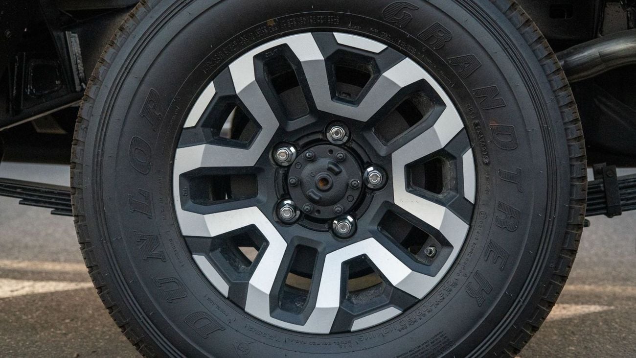 Toyota Land Cruiser Pick Up 79 DC V6 4.0L Petrol Z1 A/T 2025YM