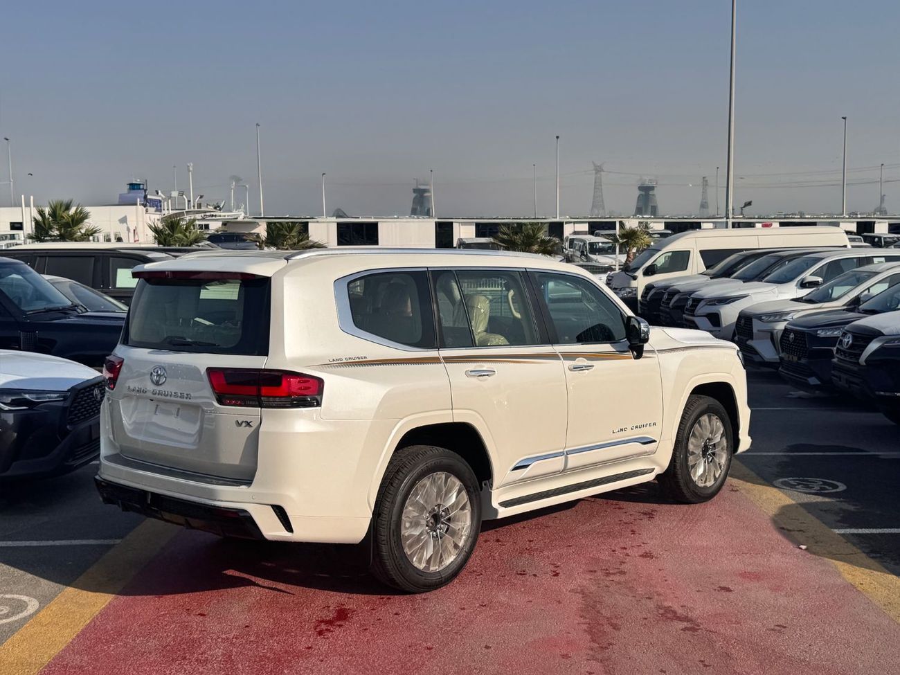 تويوتا لاند كروزر VX 3.5L