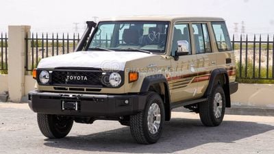 Toyota Land Cruiser 70 LC 76 Hard Top LX
