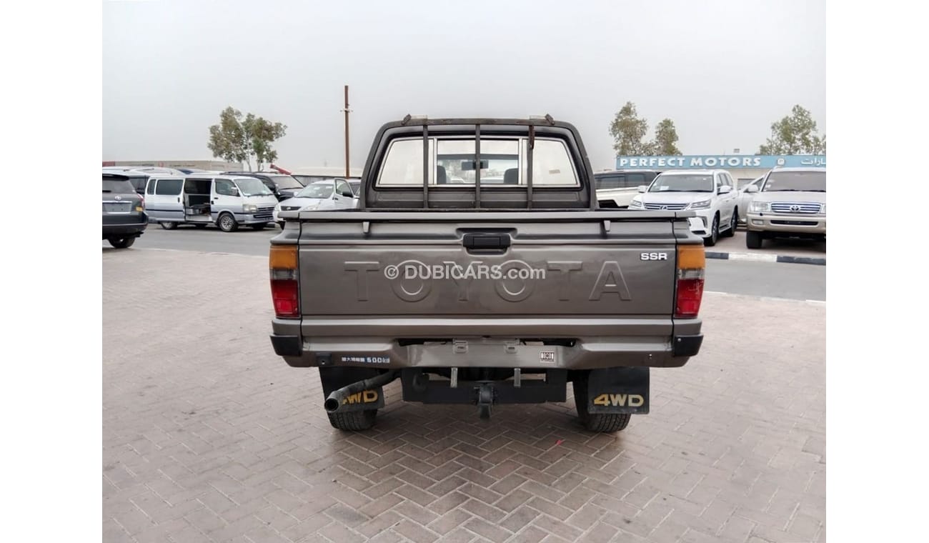 Toyota Hilux TOYOTA HILUX PICK UP RIGHT HAND DRIVE (PM1554)