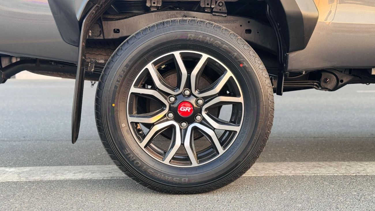 Toyota Hilux SMART CAB | GR SPORTS BODY KIT INSTALLED | 2.8l DIESEL ENGINE | RHD