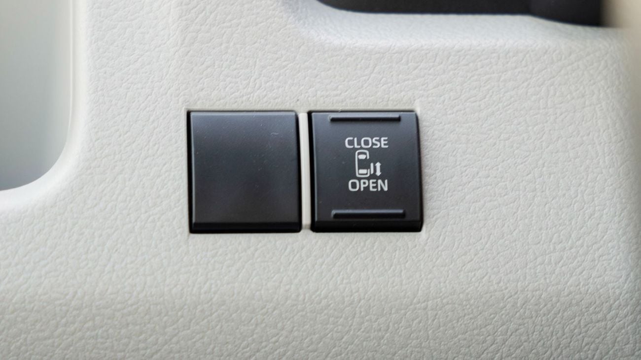 Toyota Hiace 2026 Toyota Hiace High Roof 2.8L AT Diesel (13 Seat)