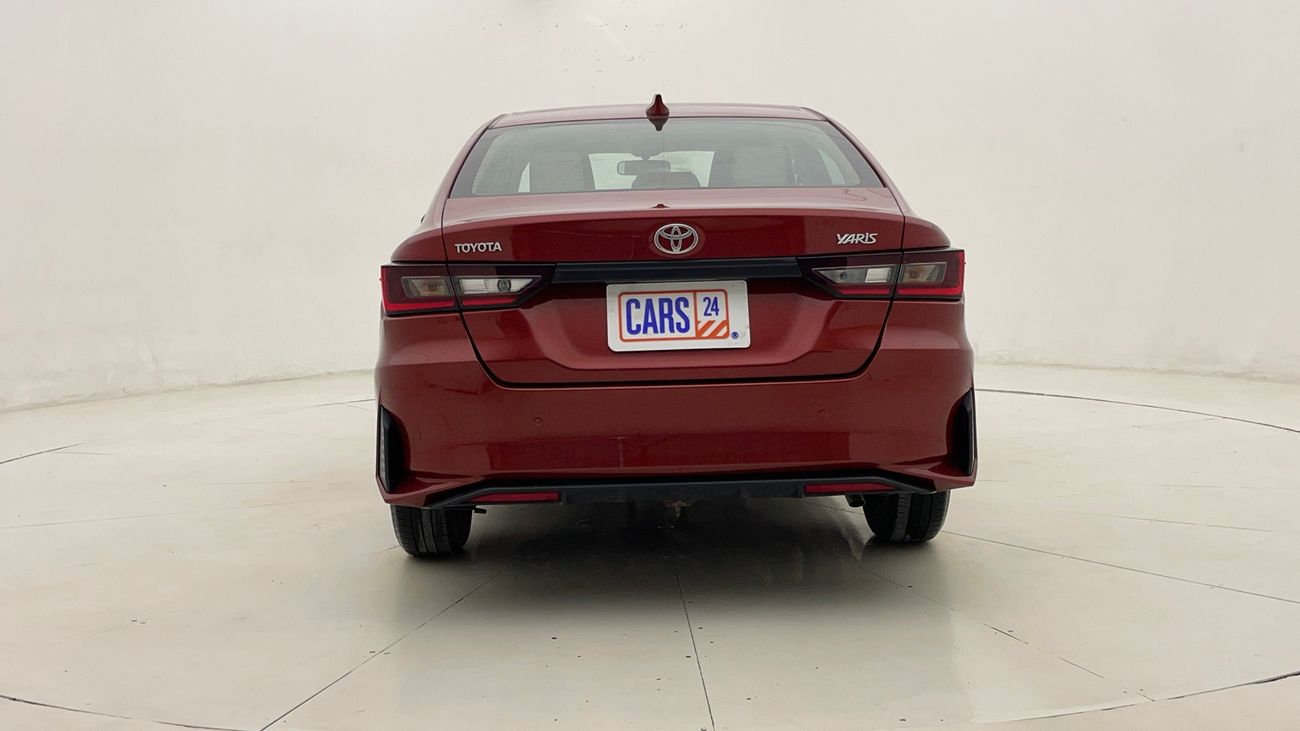 تويوتا يارس E 1.5 | بدون دفعة مقدمة | اختبار القيادة في المنزل