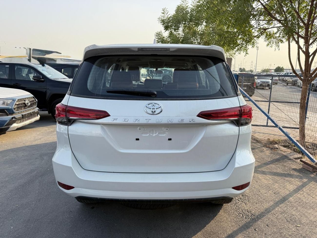 Toyota Fortuner Toyota Fortuner EXR 2.4L 2026 GCC AT Diesel (Export Only)