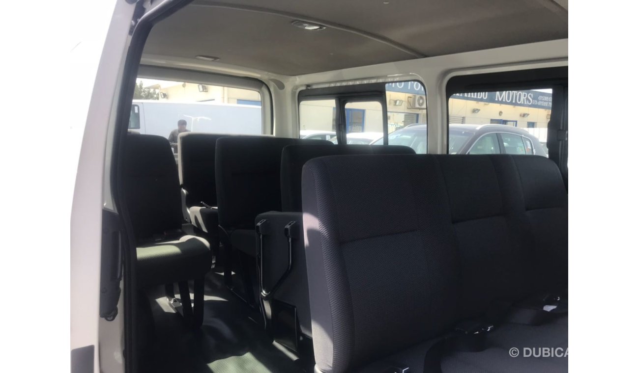 Toyota Hiace 14 SEAT