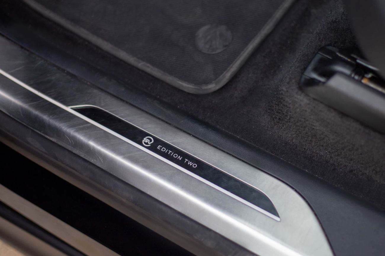 Land Rover Range Rover LWB SV P615 4.4L