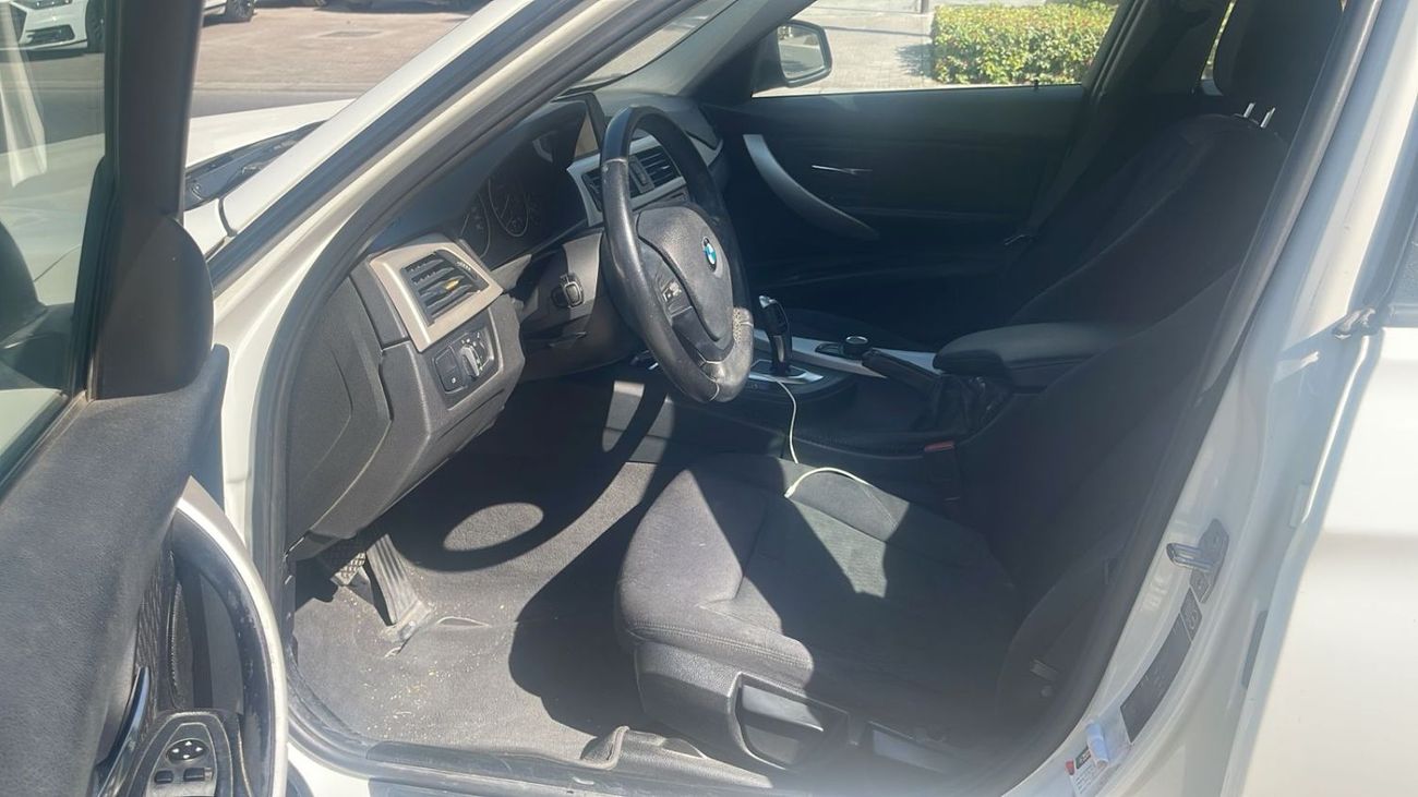 BMW 316i Excellent condition  / GCC