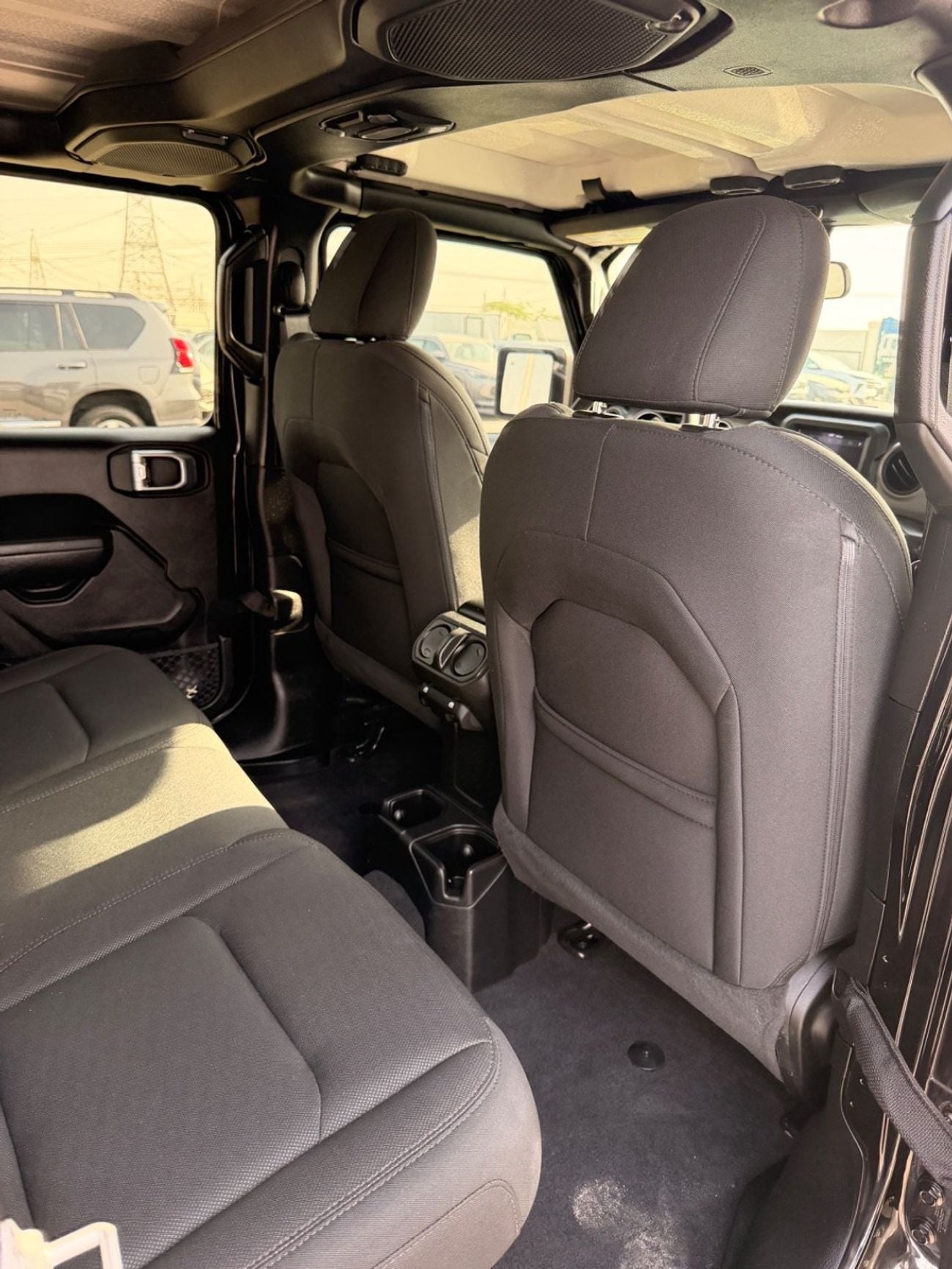 Jeep Wrangler Unlimited Sport S 2.0L A/T