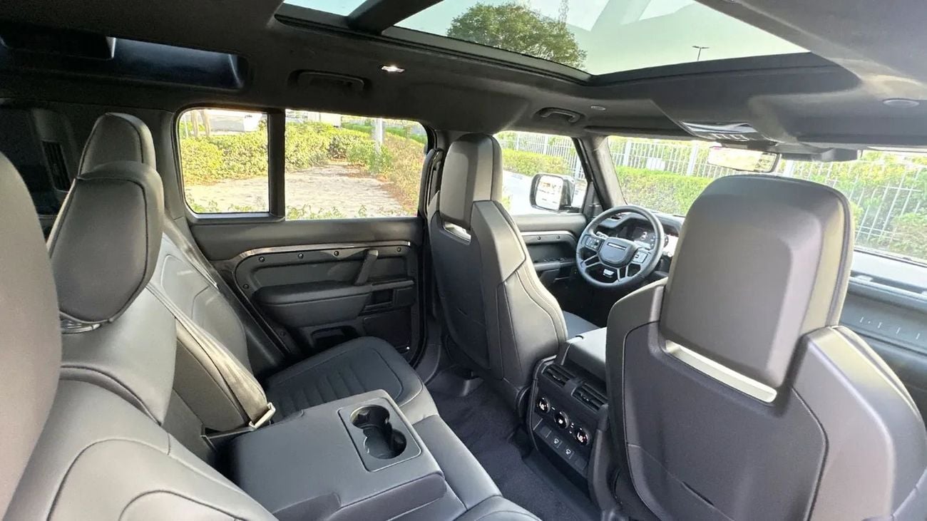 لاند روفر ديفندر Land Rover/DEFENDER/LDOC1 L663 4.4L V8 P8S AWD 5DR SWB V8 OCTA 635PS AT