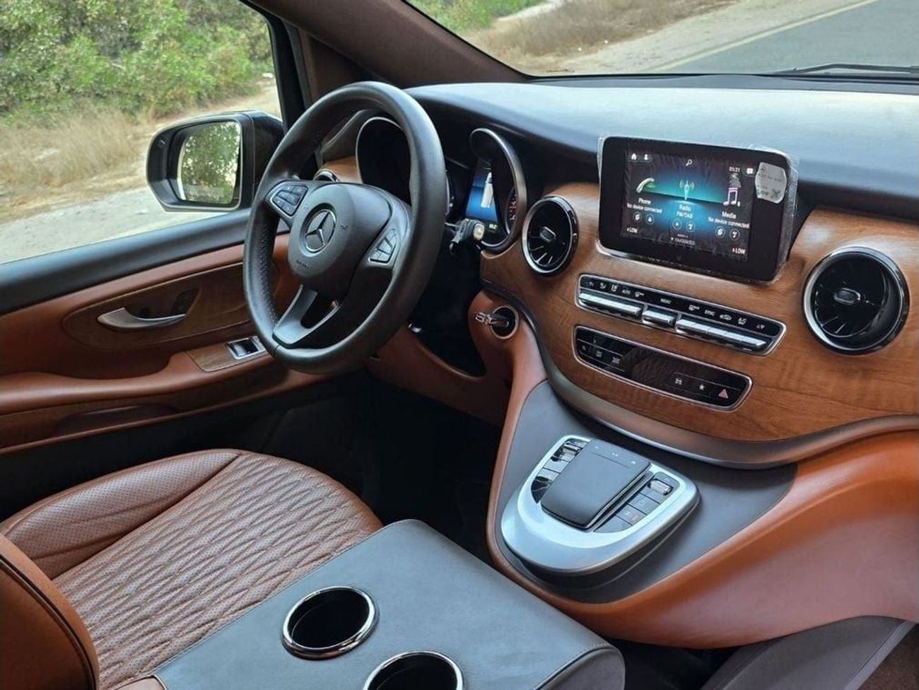 مرسيدس بنز V 250 Std 2.1L